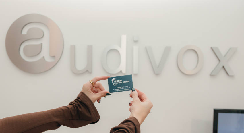 Instalaciones de Audivox en C/ Alhamar 22, Granada