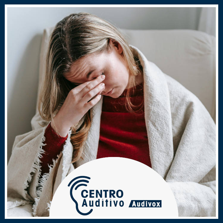 Mujer con dolor de cabeza